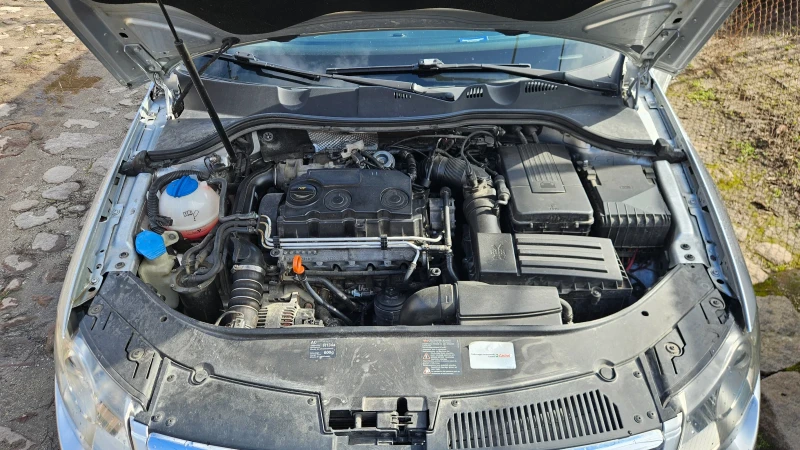 VW Passat, снимка 5 - Автомобили и джипове - 53580201