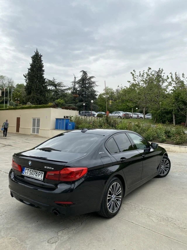 BMW 530E Plug-in hybrid, снимка 5 - Автомобили и джипове - 47410547