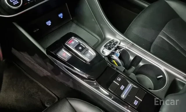 Hyundai Sonata 2.0Lpi, снимка 9 - Автомобили и джипове - 54674977
