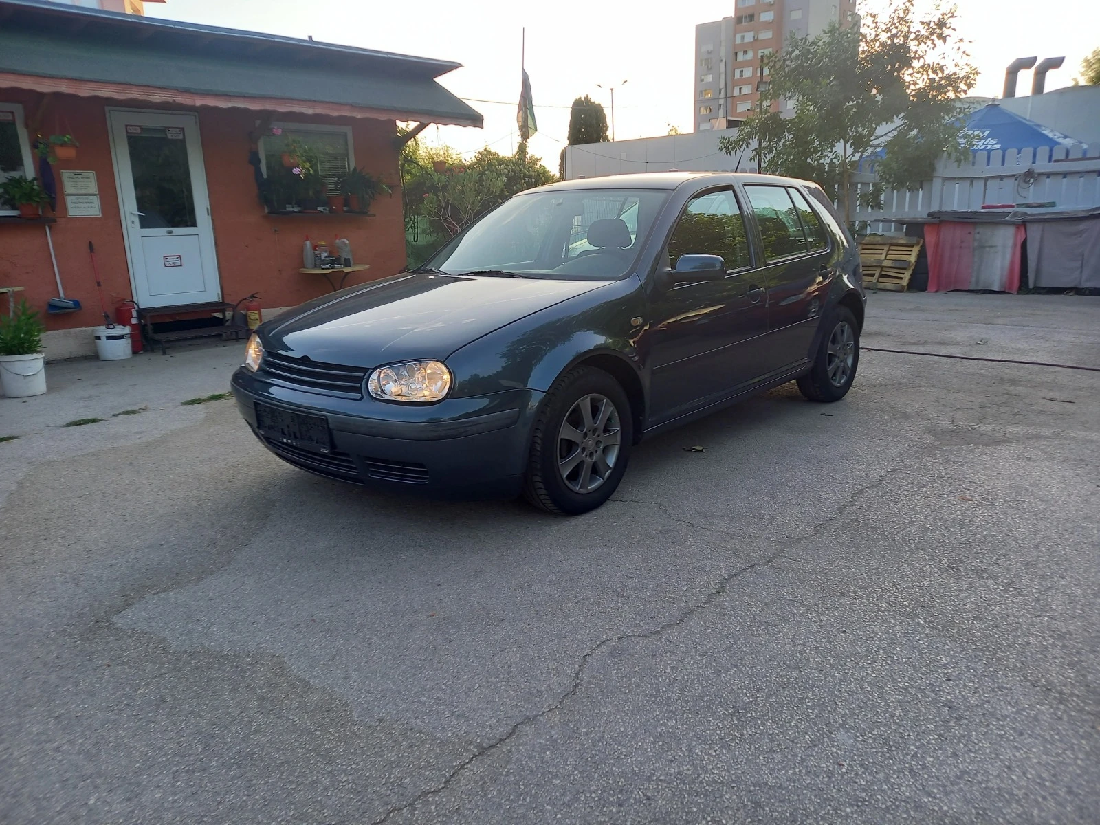 VW Golf 1.4 BARTER 80 - изображение 3