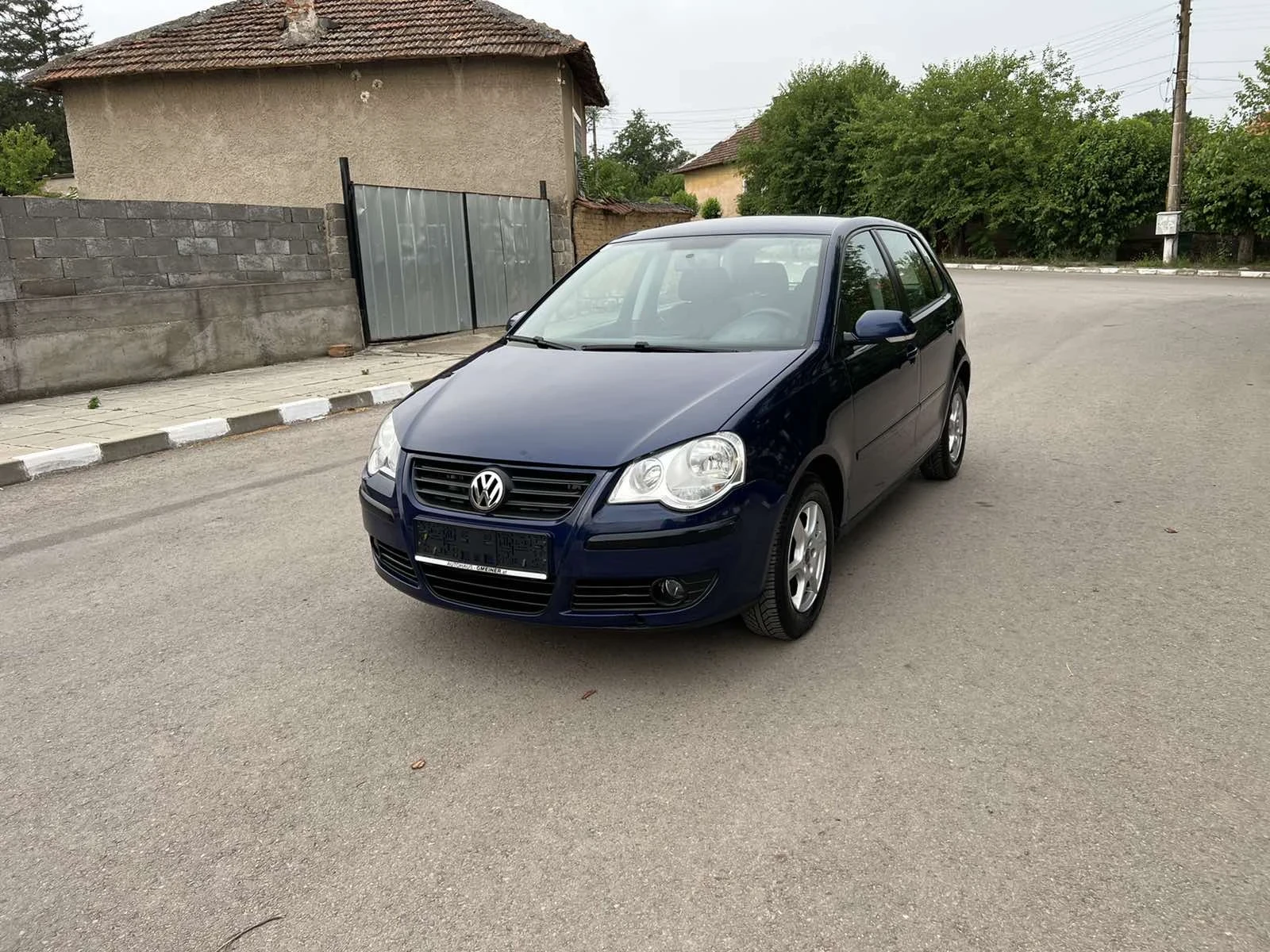 VW Polo 1.2 БЕНЗ КЛИМА ПОДХОДЯЩО ЗА ГАЗ - изображение 3