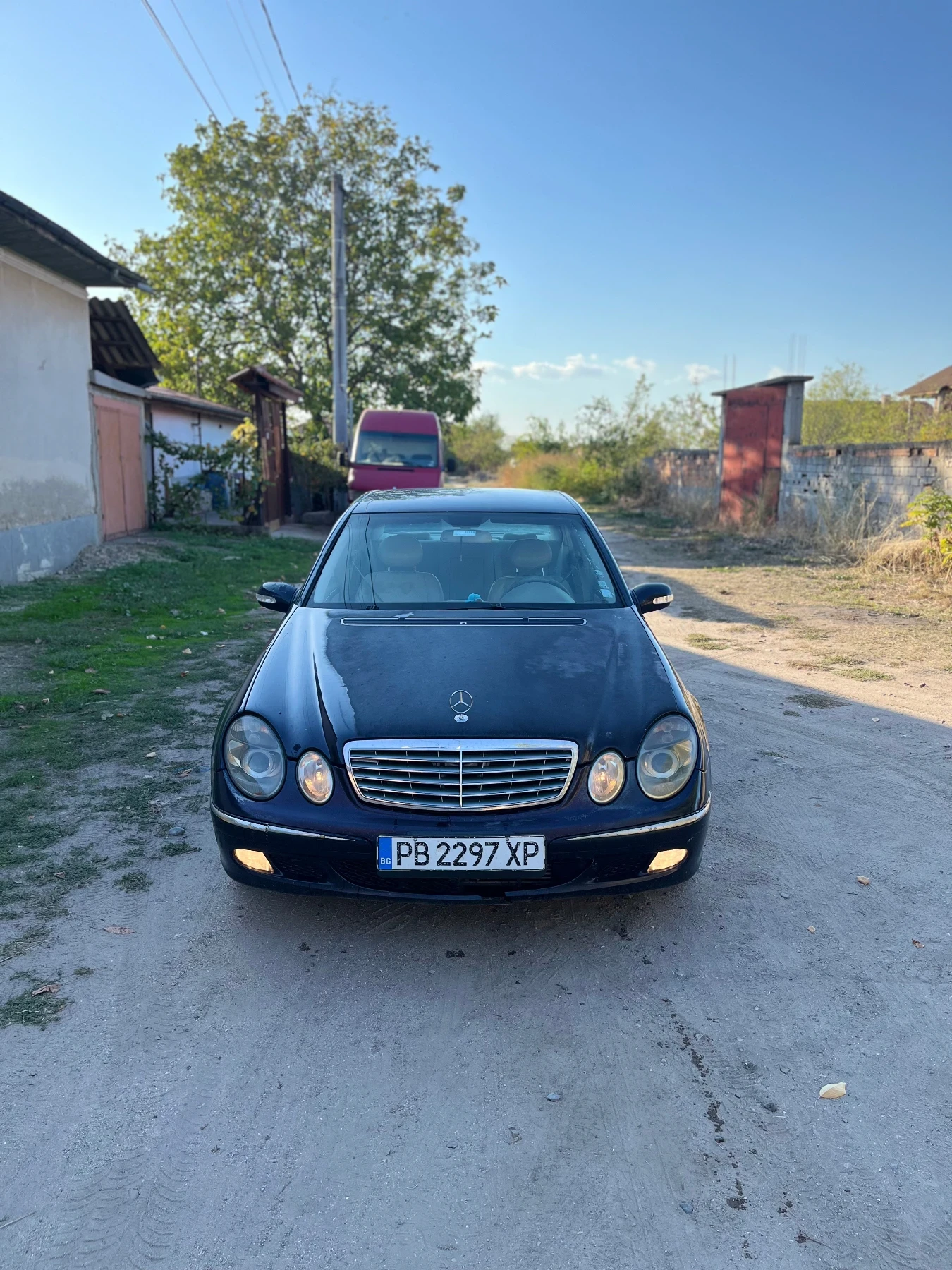 Mercedes-Benz E 270  - изображение 2