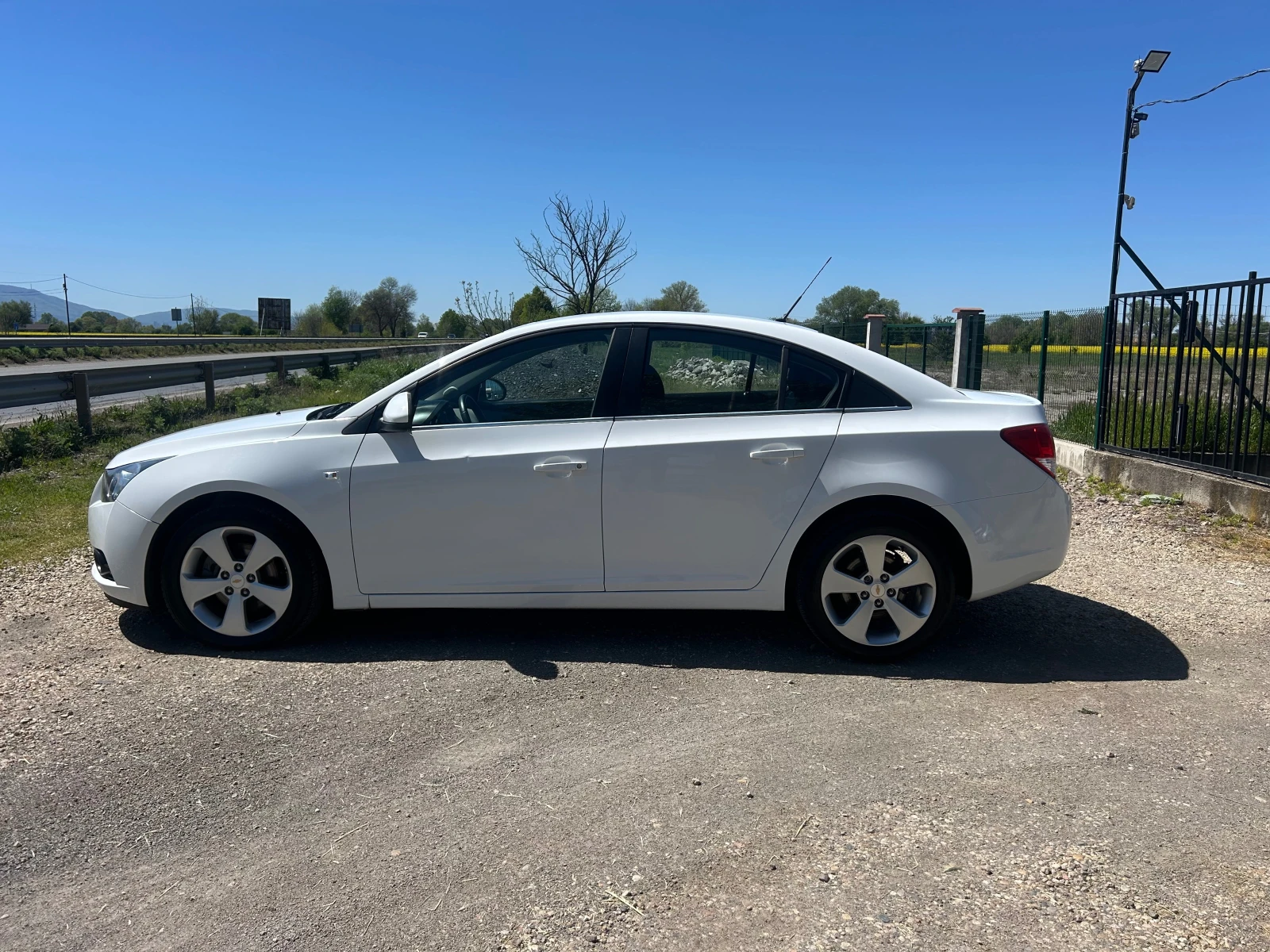 Chevrolet Cruze 2.0 D EURO 5A - изображение 4