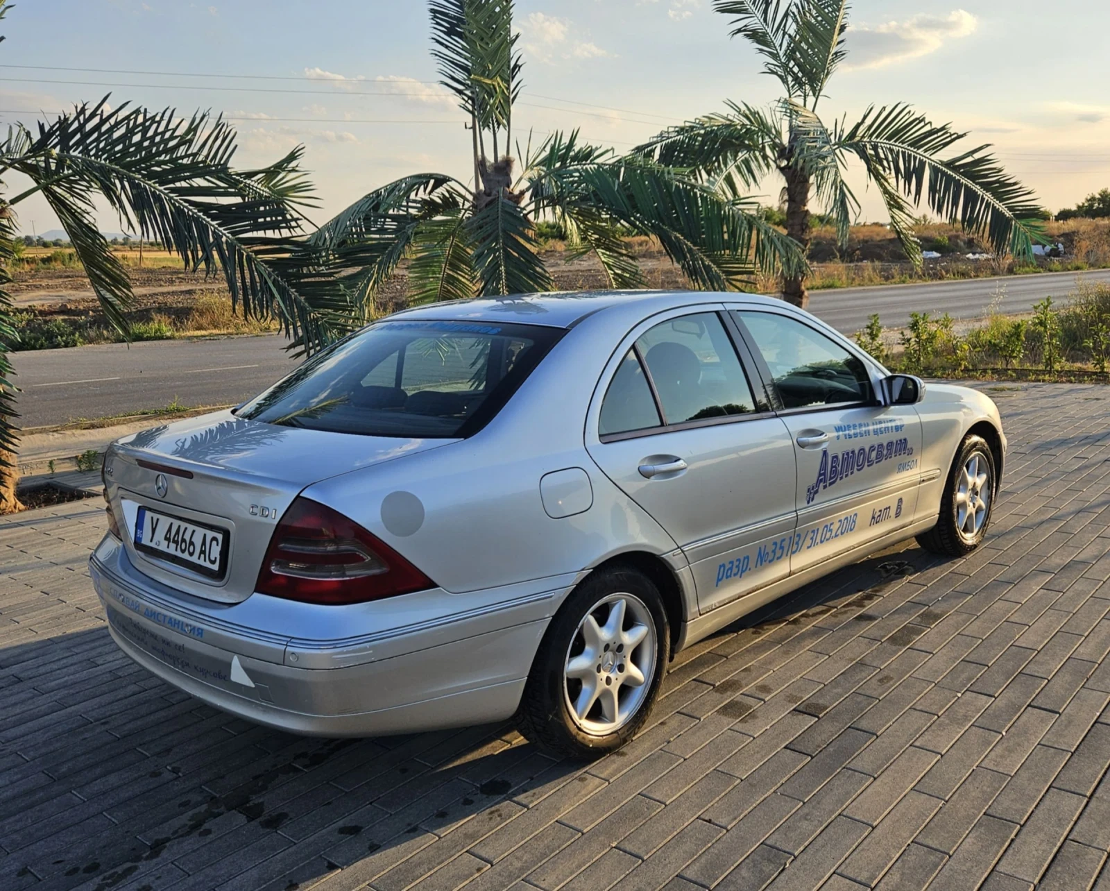 Mercedes-Benz C 220  - изображение 4