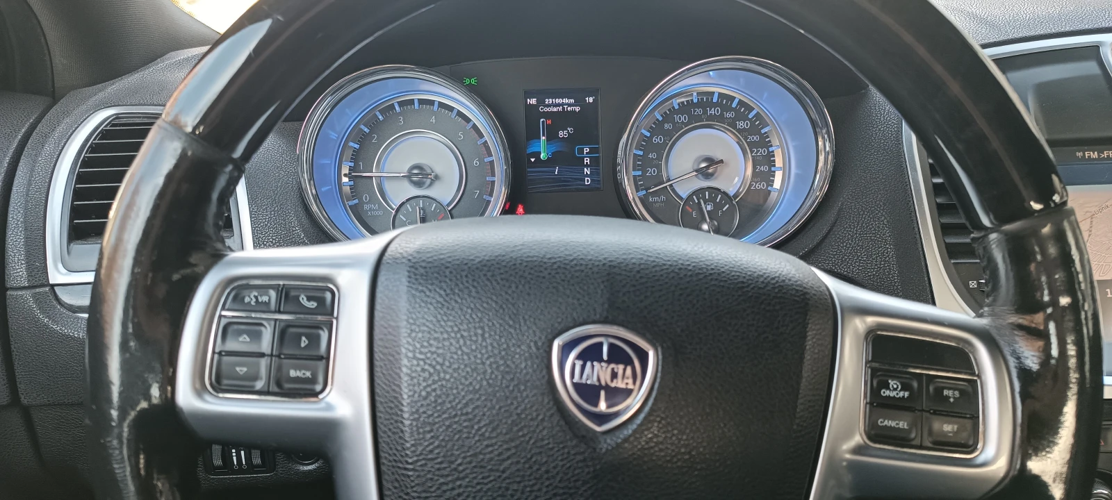 Lancia Thema | Mobile.bg � ����������� 15