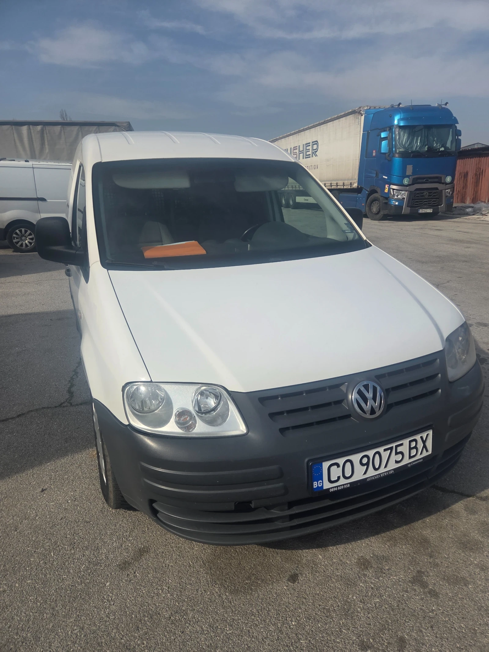 VW Caddy Товарен автомат клима