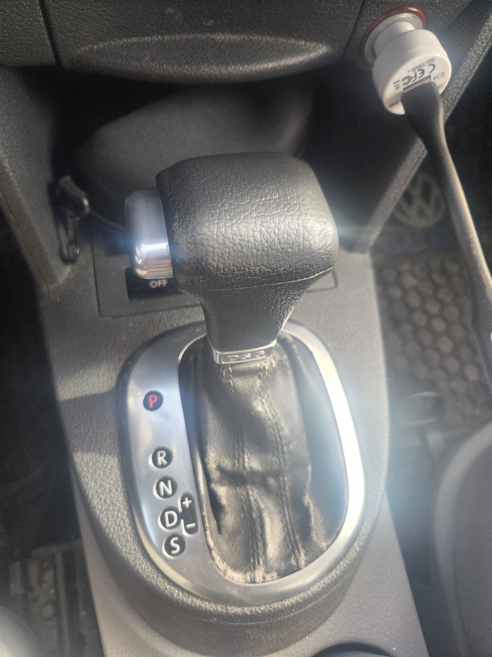 VW Caddy Товарен автомат клима, снимка 11 - Автомобили и джипове - 53809942