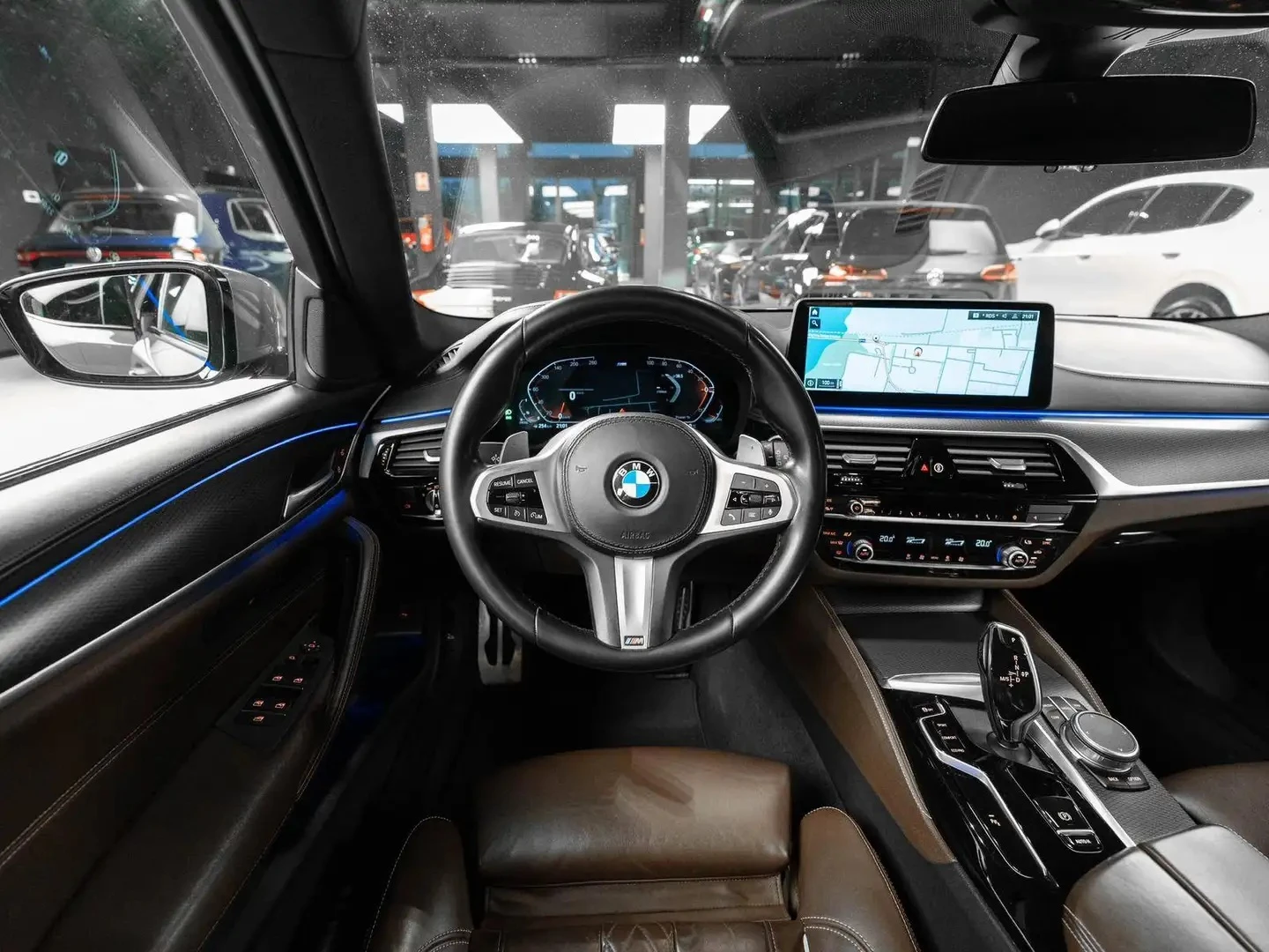 BMW 530 d Touring xDrive M-Pack, снимка 9 - Автомобили и джипове - 54747950