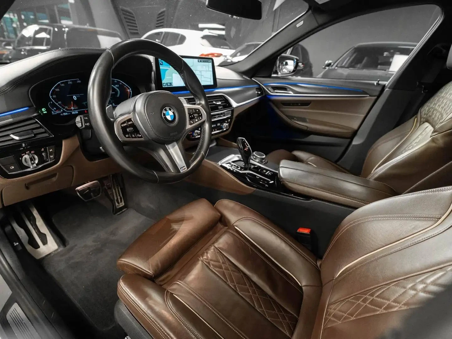 BMW 530 d Touring xDrive M-Pack, снимка 6 - Автомобили и джипове - 54747950