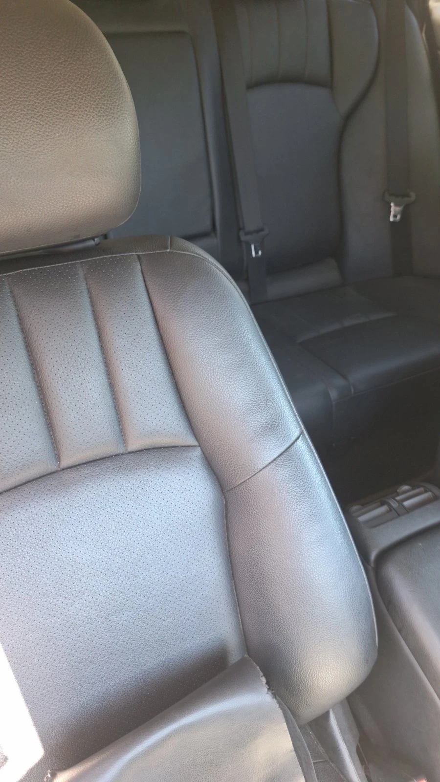 Mercedes-Benz C 220, снимка 15 - Автомобили и джипове - 54795022