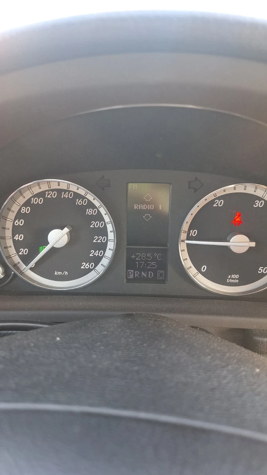 Mercedes-Benz C 220, снимка 13 - Автомобили и джипове - 54795022