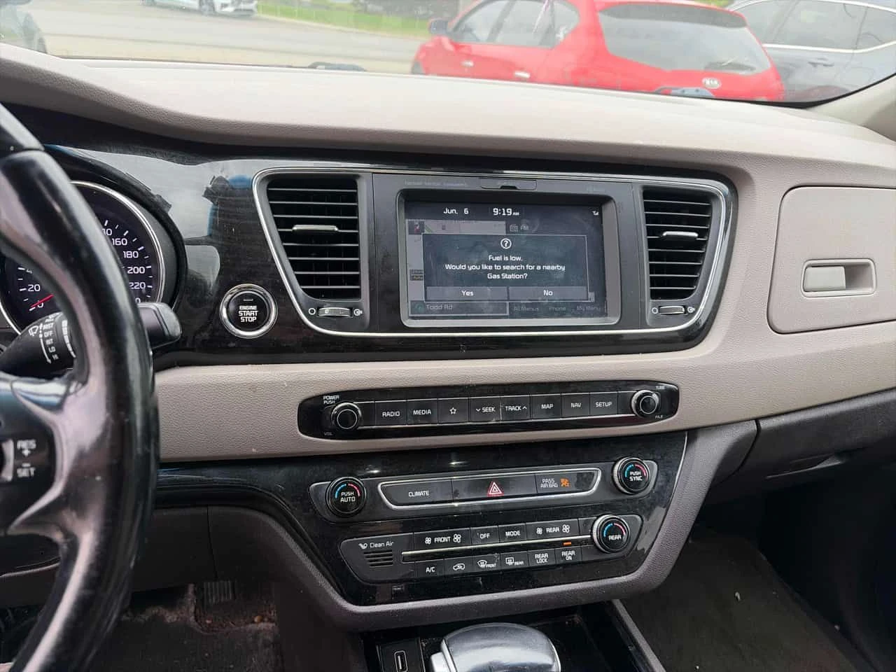 Kia Sedona * FWD * АВТОКРЕДИТ БЕЗ ПЪРВОНАЧАЛНА ВНОСКА* , снимка 9 - Автомобили и джипове - 54903668