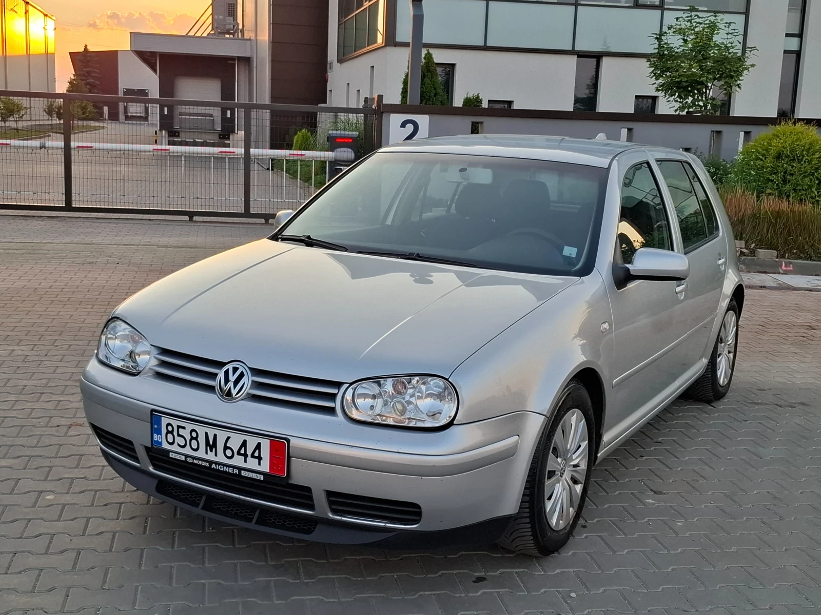 VW Golf 1.9TDI* (90кс)* FACELIFT* HOB BHOC* , снимка 2 - Автомобили и джипове - 55064145