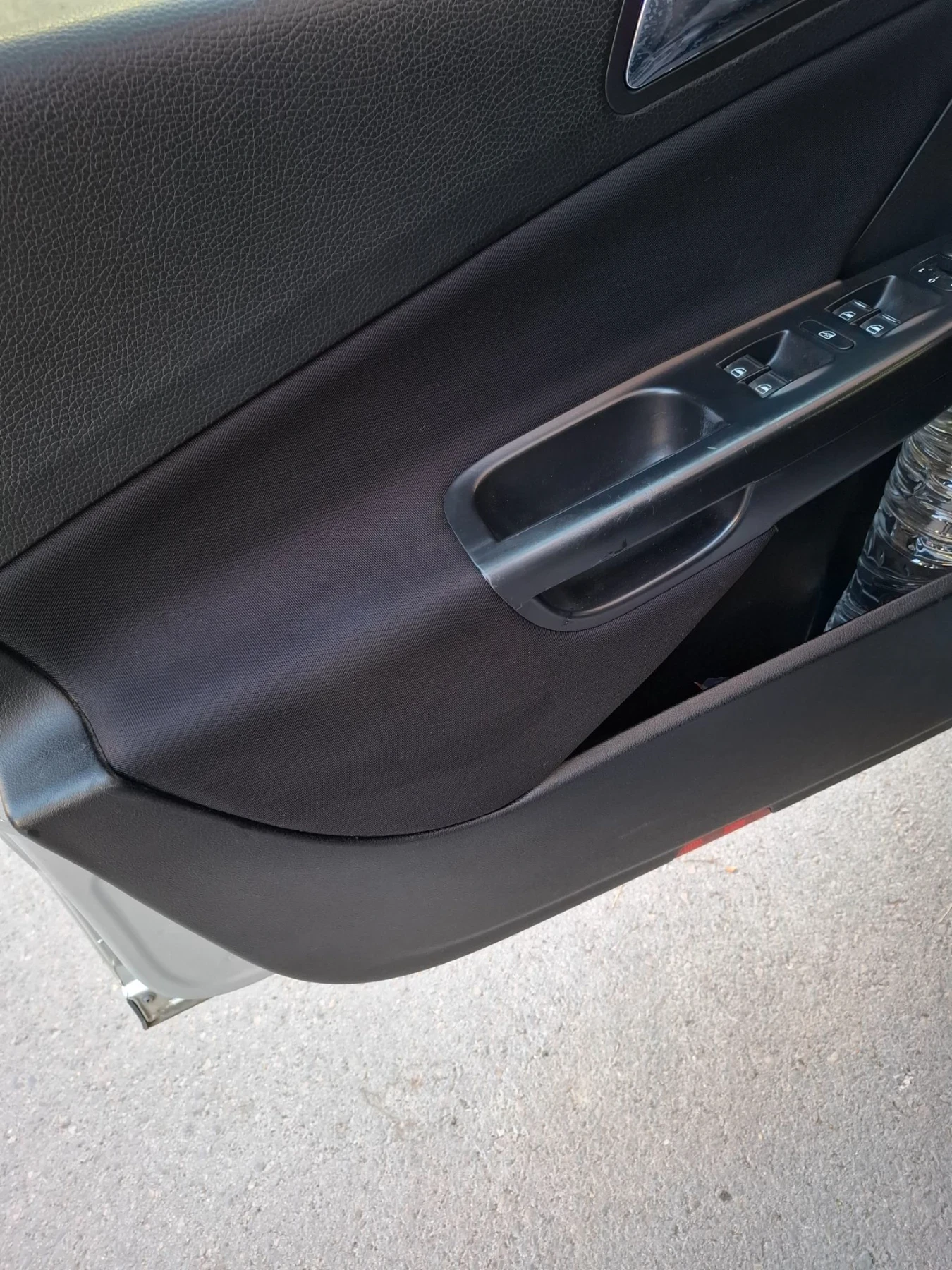 VW Passat 1.9 TDI High Line, снимка 16 - Автомобили и джипове - 55993144