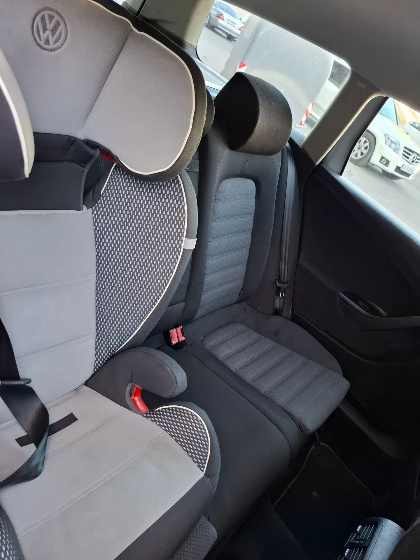 VW Passat 1.9 TDI High Line, снимка 6 - Автомобили и джипове - 55993144