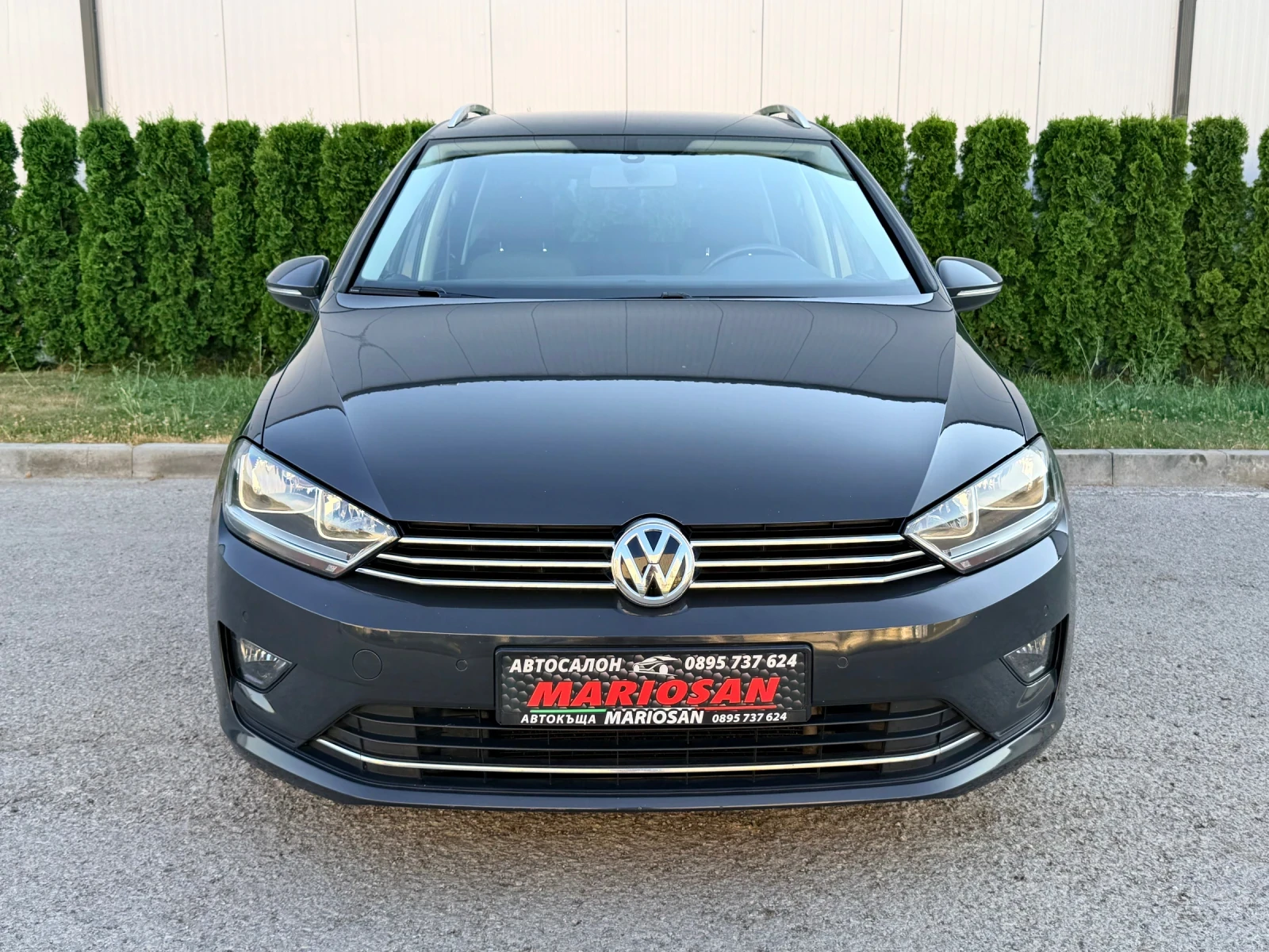 VW Touran Highline 2.0 TDI | DSG | ACC | NAVI | , снимка 2 - Автомобили и джипове - 56114228