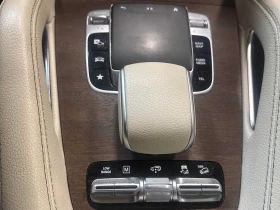 Mercedes-Benz GLS580 TOP / DISTRNOC / ОБДУХВАНЕ / ВЪЗДУХ /МАСАЖИ/CARFAX, снимка 12
