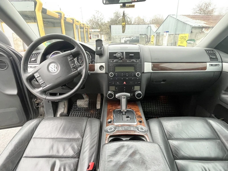 VW Touareg, снимка 11 - Автомобили и джипове - 48099113