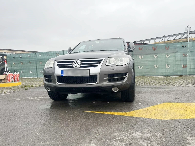 VW Touareg, снимка 1 - Автомобили и джипове - 48099113