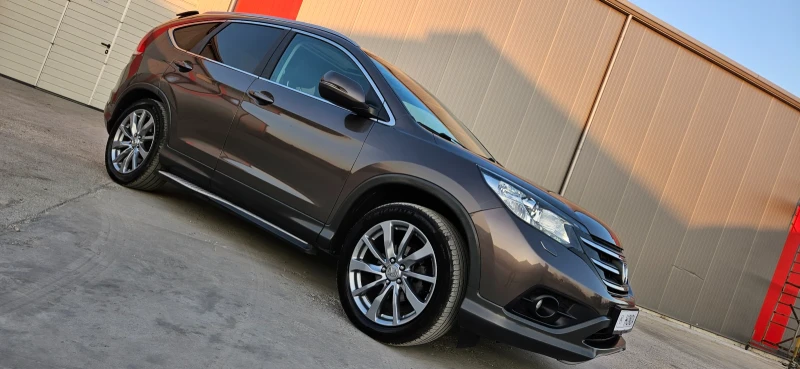 Honda Cr-v 2.0, LPG, 4x4, Фул екстри, топ автомобил, снимка 4 - Автомобили и джипове - 49376360