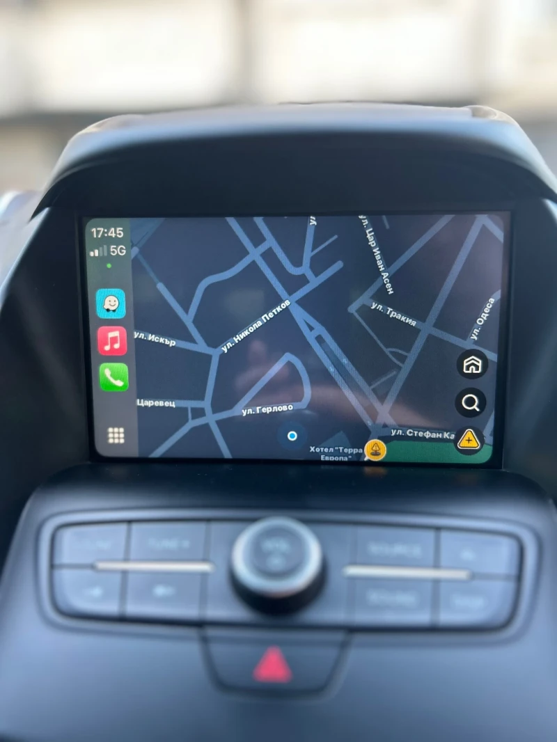 Ford Kuga Avangard, снимка 13 - Автомобили и джипове - 52415171