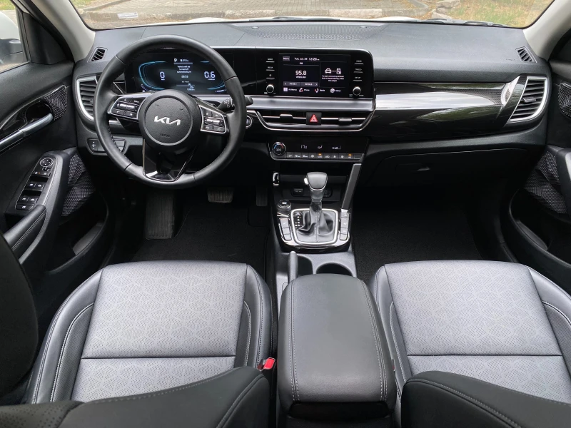 Kia Seltos 2.0 MPI (CVVL), снимка 13 - Автомобили и джипове - 51902497