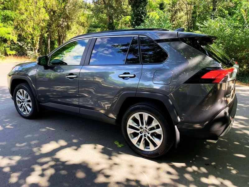 Toyota Rav4 2.5 LIMITED AWD , снимка 4 - Автомобили и джипове - 52486605