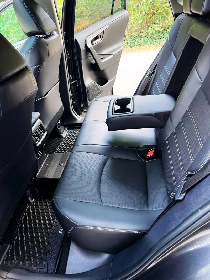 Toyota Rav4 2.5 LIMITED AWD , снимка 10 - Автомобили и джипове - 52486605