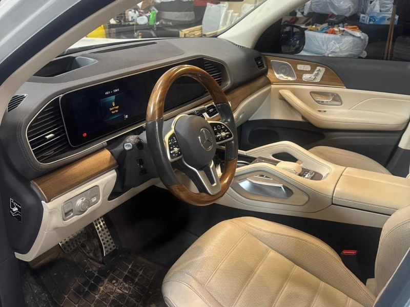 Mercedes-Benz GLS580 TOP / DISTRNOC / ОБДУХВАНЕ / ВЪЗДУХ /МАСАЖИ/CARFAX, снимка 7 - Автомобили и джипове - 53334889