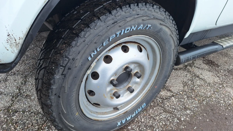 Lada Niva 1.7 LPG, снимка 10 - Автомобили и джипове - 53338830