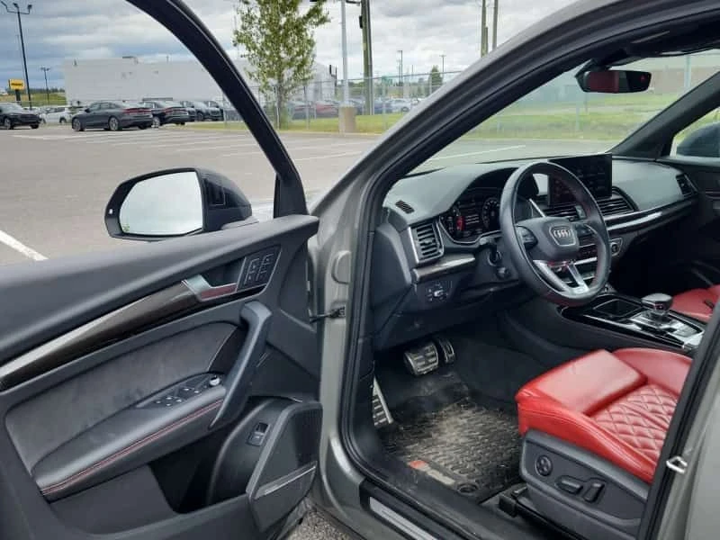 Audi SQ5  TECHNIK / 360 / B&O / MATRIX / DISTRONIC , снимка 6 - Автомобили и джипове - 55464336