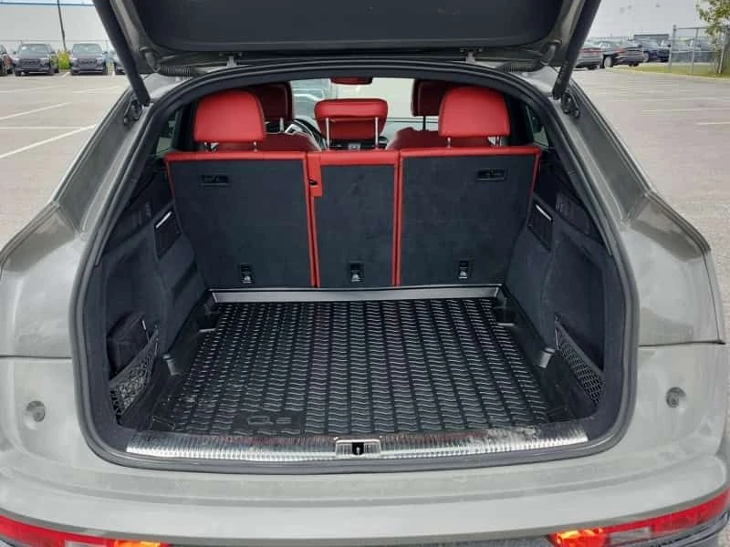Audi SQ5  TECHNIK / 360 / B&O / MATRIX / DISTRONIC , снимка 3 - Автомобили и джипове - 55464336