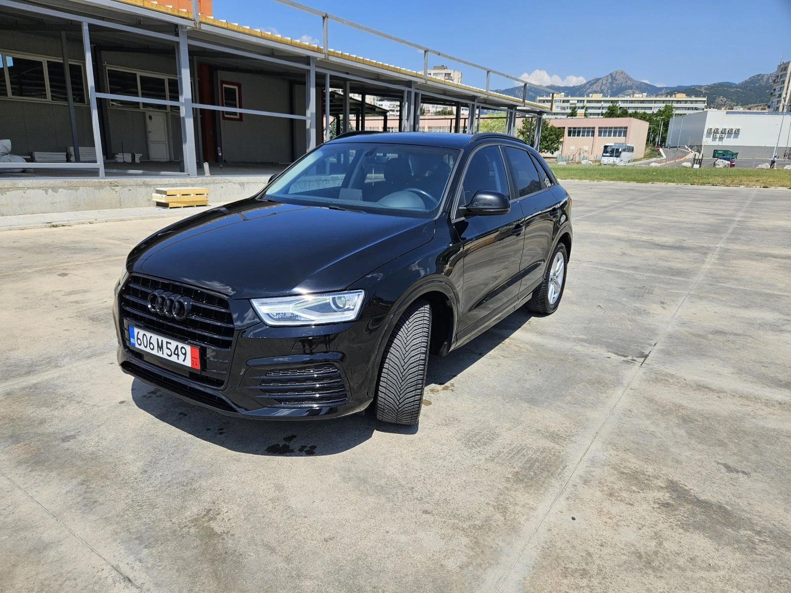 Audi Q3 2.0TFSI S-LINE PREMIUM PANORAMA ЛИЗИНГ РЕГИСТРИРАН - изображение 3