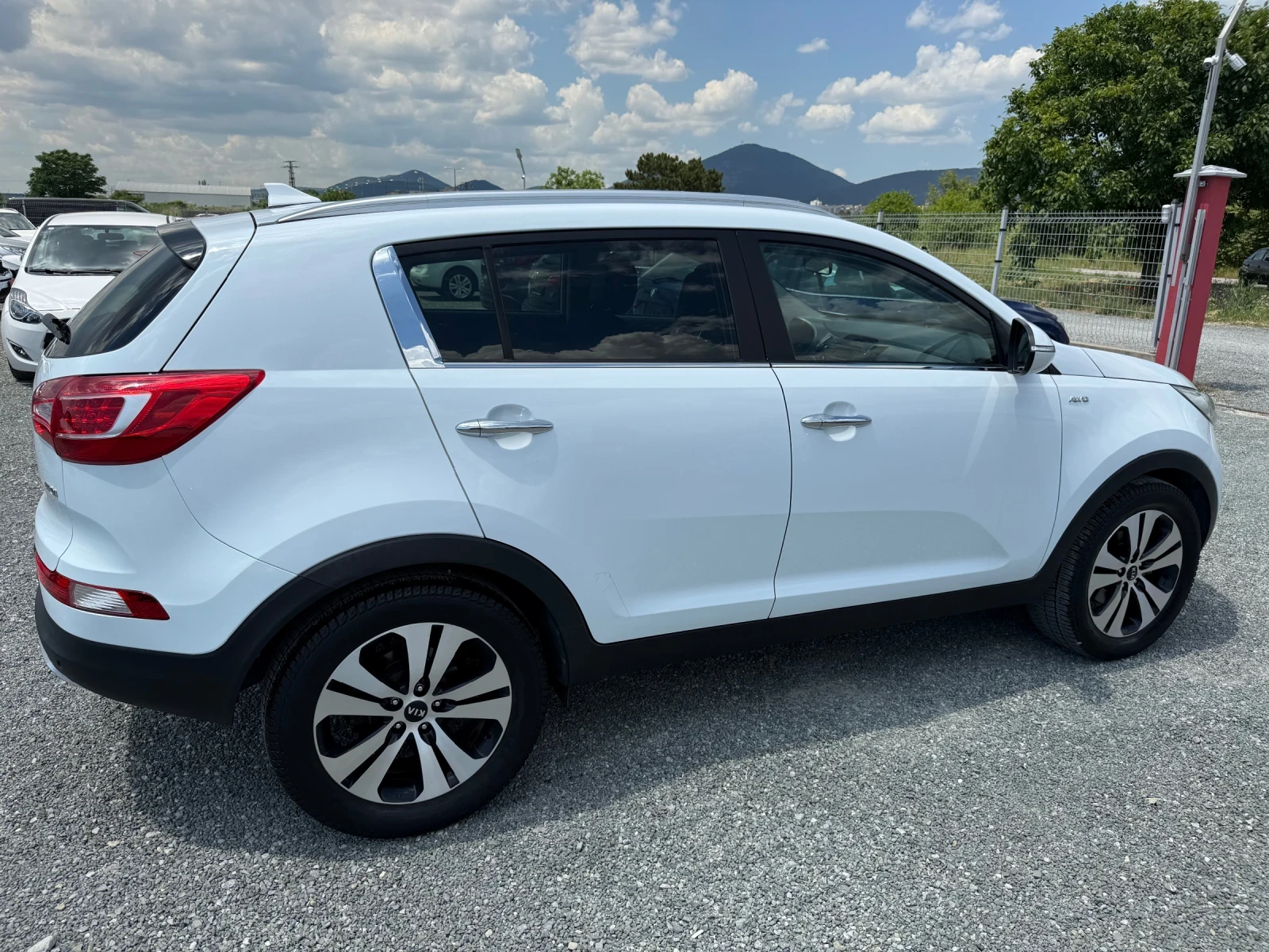 Kia Sportage (KATO НОВА)^(4x4) - изображение 5