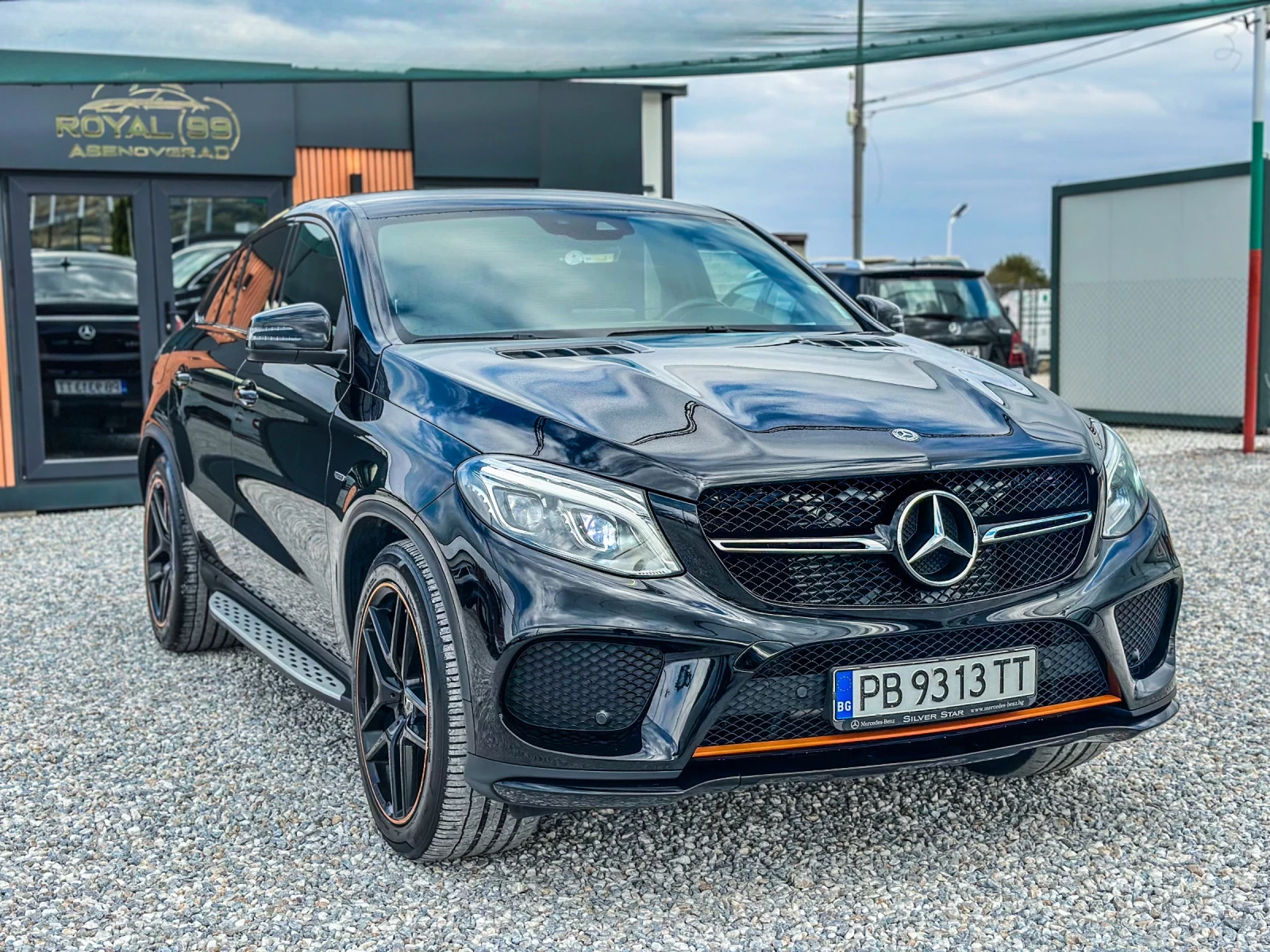 Mercedes-Benz GLE 350 AMG :: COUPE::ORANGE ART EDITION::CAMERA - изображение 3