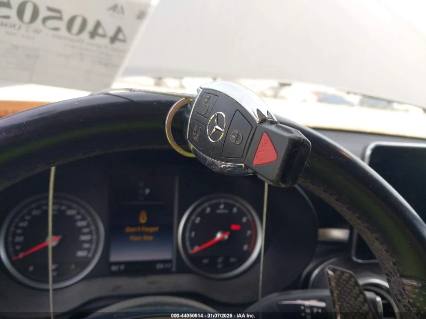 Mercedes-Benz GLC 300 2.0L I-4 DI, DOHC, VVT, TURBO, 241HP 4X2 Drive - изображение 3