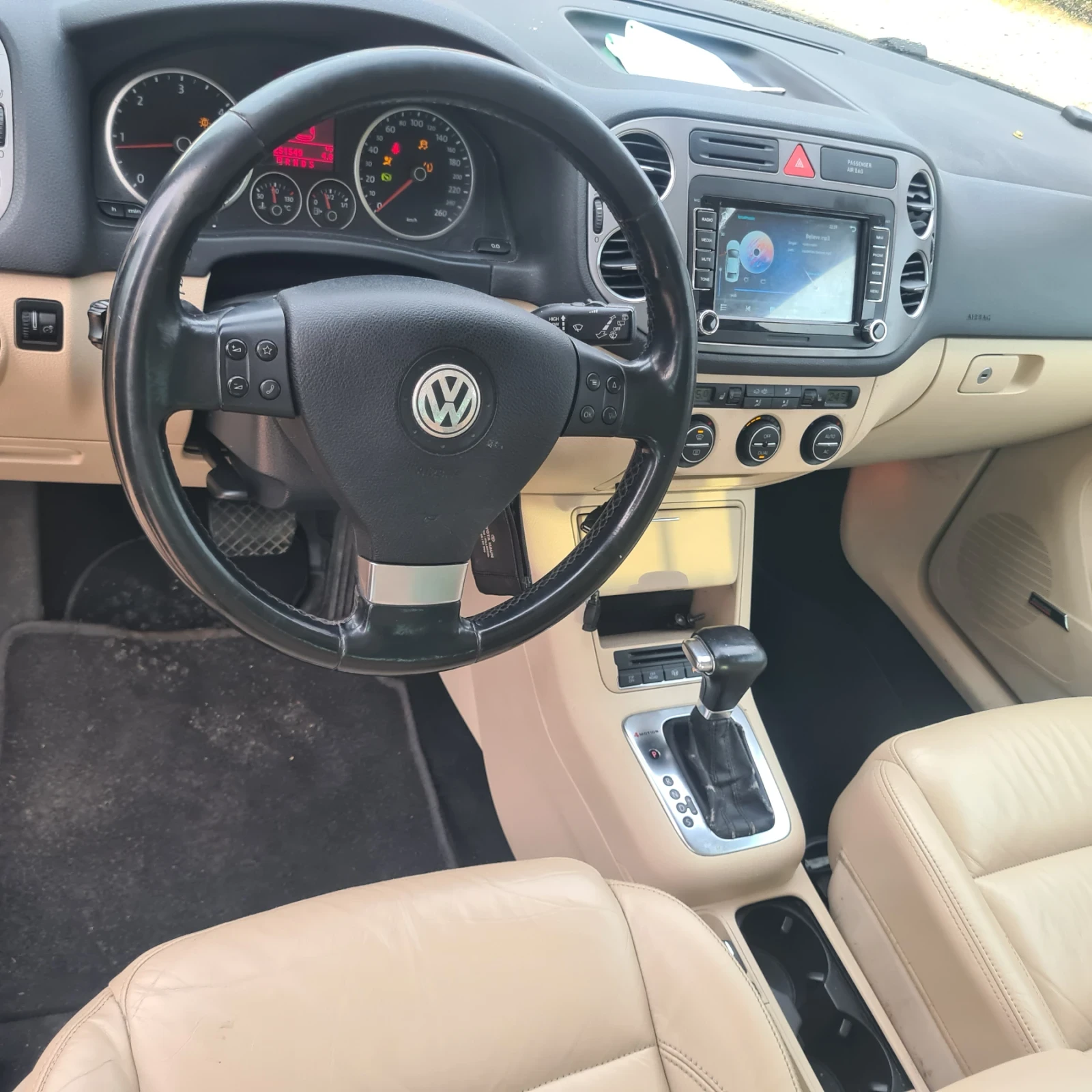 VW Tiguan 4 motion, снимка 11 - Автомобили и джипове - 53727767