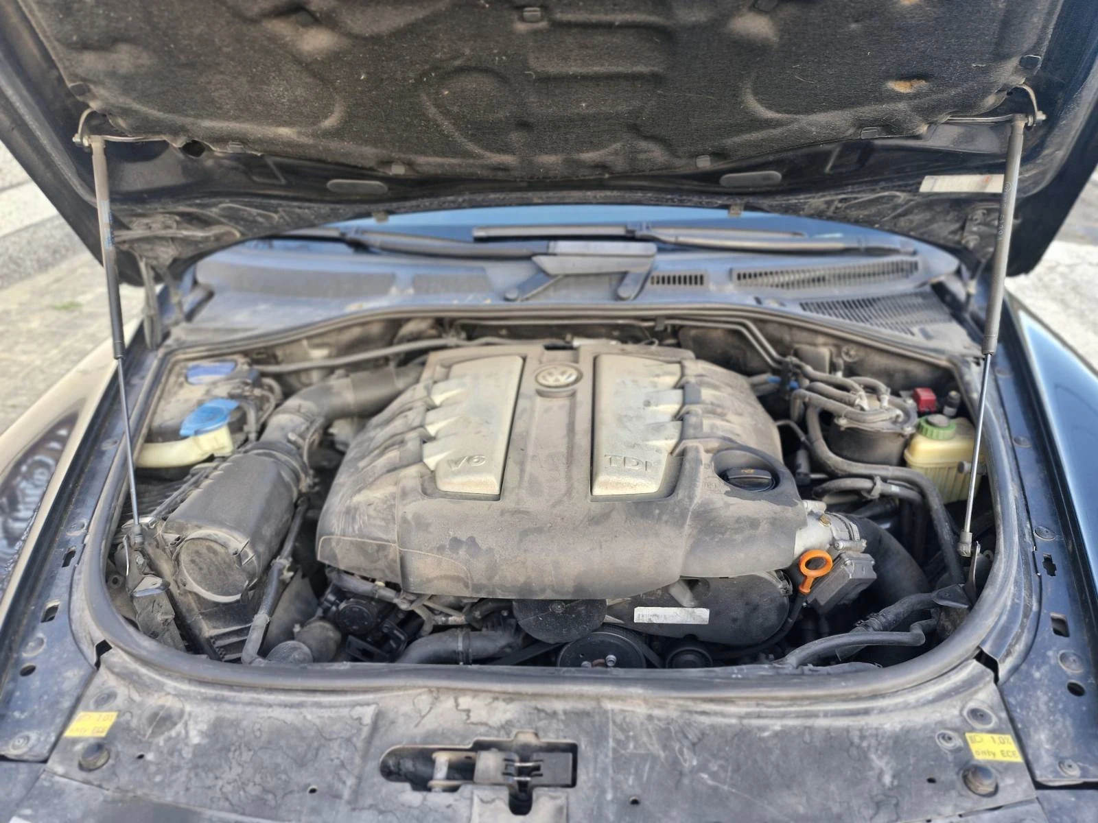 VW Touareg, снимка 7 - Автомобили и джипове - 54129864