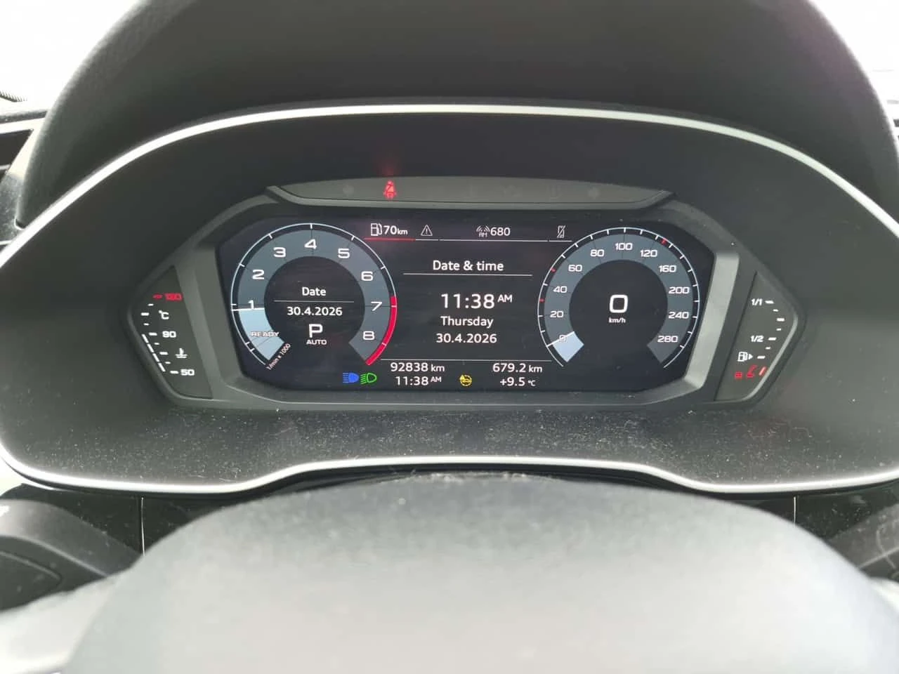 Audi Q3 * CARFAX * 2 КЛЮЧА * ПАНОРАМА * , снимка 9 - Автомобили и джипове - 54402857
