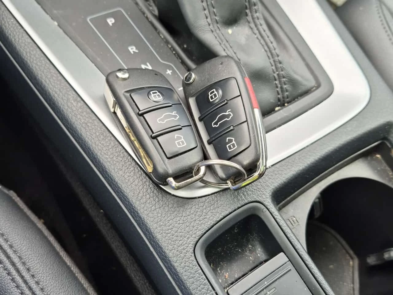 Audi Q3 * CARFAX * 2 КЛЮЧА * ПАНОРАМА * , снимка 8 - Автомобили и джипове - 54402857