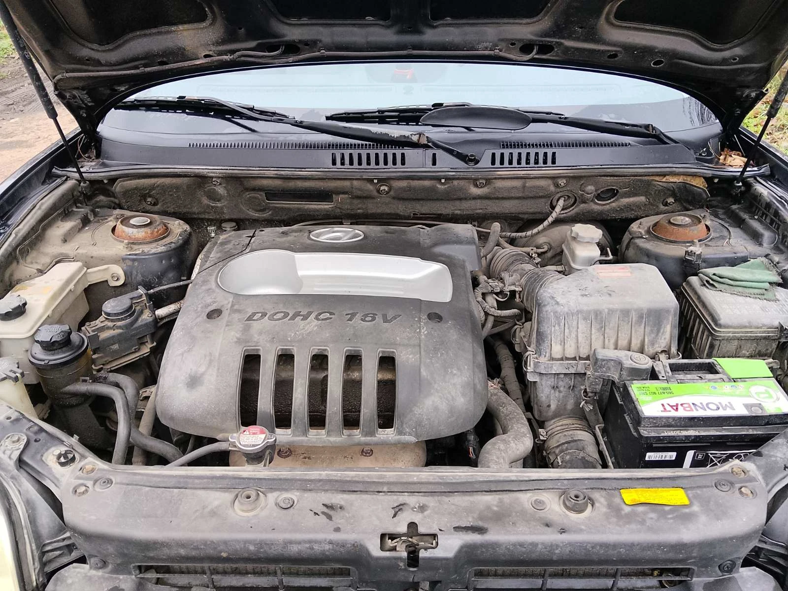 Hyundai Santa fe 2.4i FWD, снимка 7 - Автомобили и джипове - 54482020