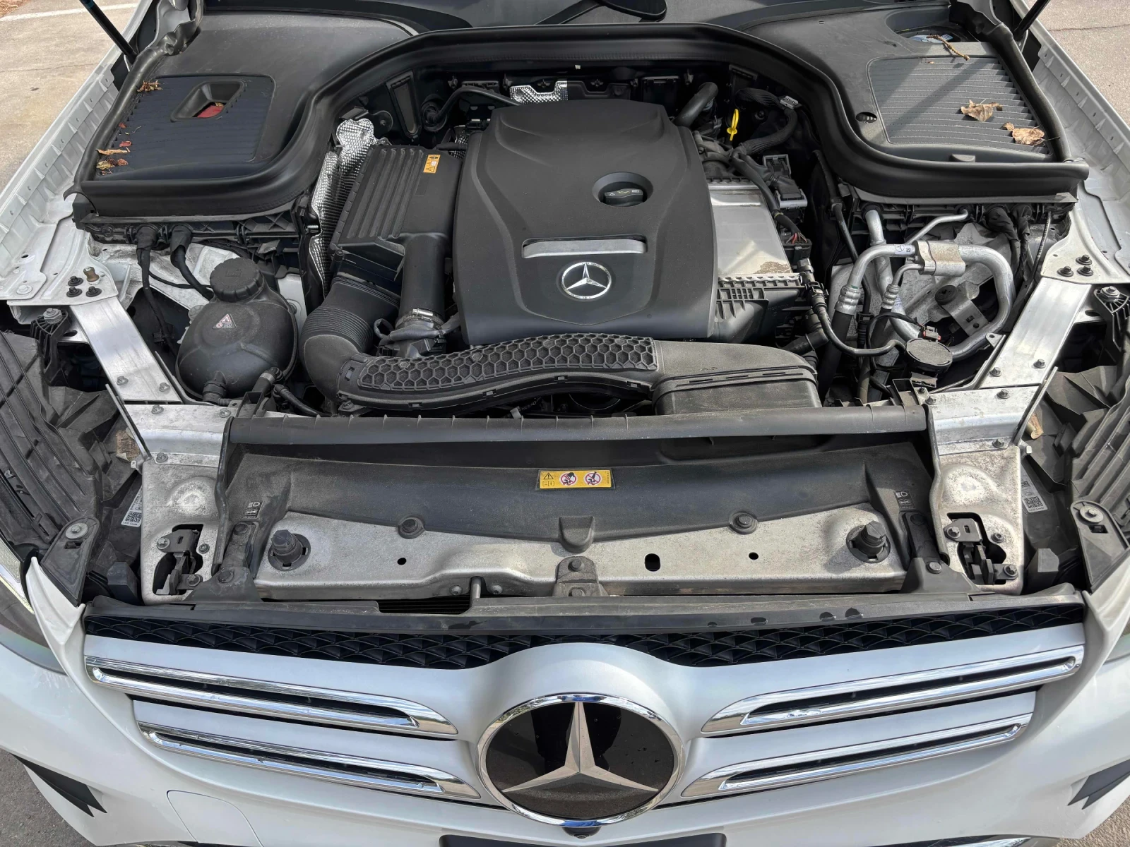 Mercedes-Benz GLC 300 ДИСТРОНИК * ПОДГРЕВ * ПАНОРАМА * 360 * 2 КЛЮЧА, снимка 17 - Автомобили и джипове - 54670650