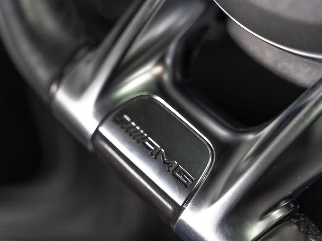 Mercedes-Benz GLB35AMG Burmester| 360| Подгрев| ALCANTARA, снимка 17 - Автомобили и джипове - 54876163