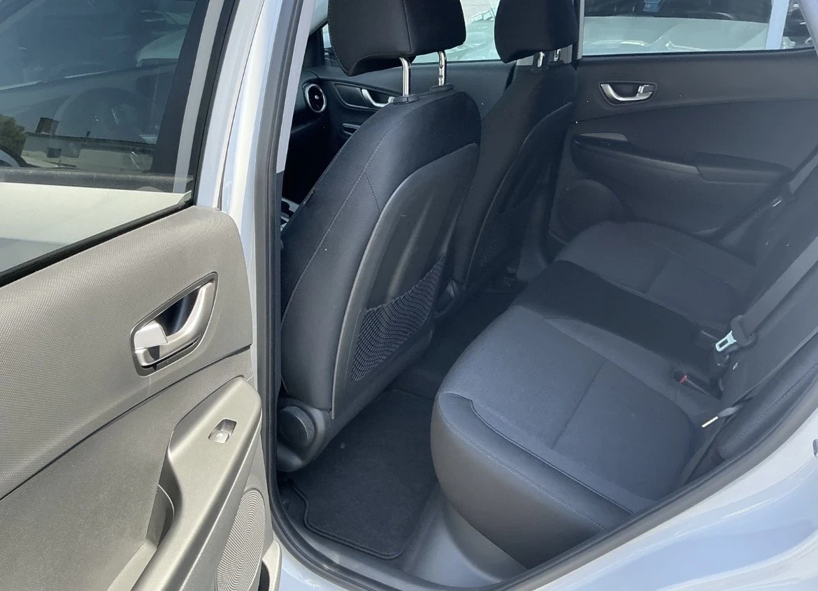 Hyundai Kona TREND* 64KW* 30 000KM* ГАРАНЦИЯ, снимка 5 - Автомобили и джипове - 55091400