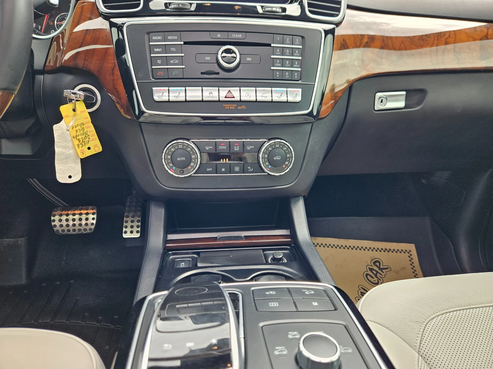 Mercedes-Benz GLE 400 AMG ПАКЕТ/ЛИЗИНГ, снимка 14 - Автомобили и джипове - 55134634