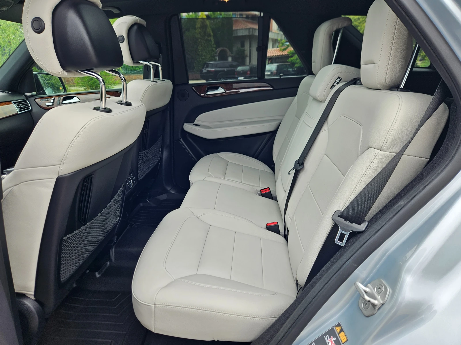 Mercedes-Benz GLE 400 AMG ПАКЕТ/ЛИЗИНГ, снимка 8 - Автомобили и джипове - 55134634