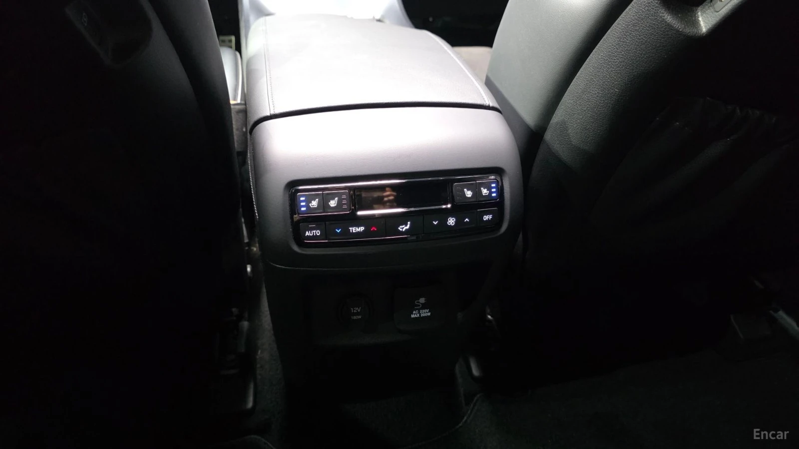 Hyundai Palisade 3.8 4WD Calligraphy Black Edition* ПАНО* МАСАЖИ, снимка 16 - Автомобили и джипове - 55499657