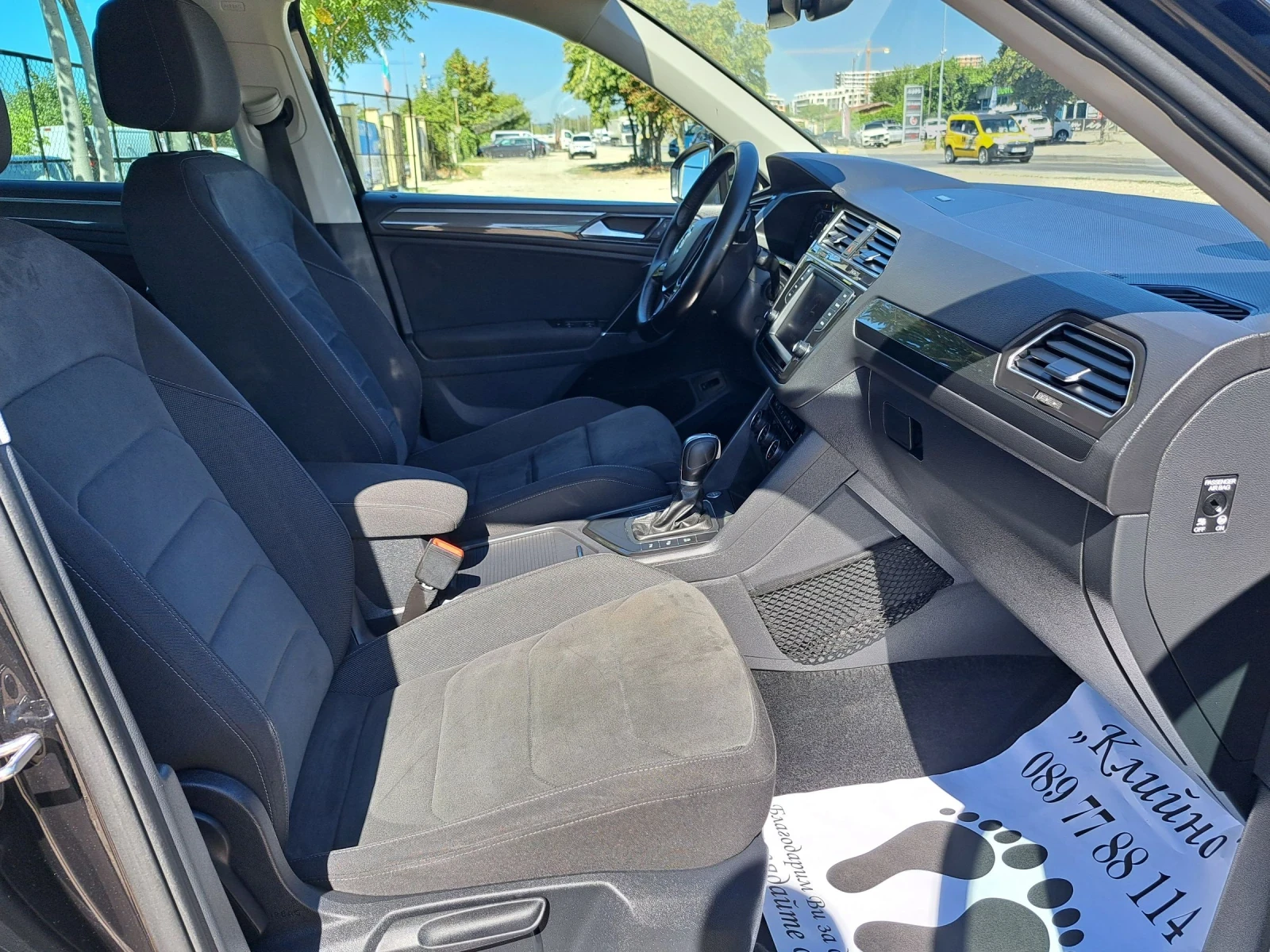 VW Tiguan 2.0 D full , снимка 12 - Автомобили и джипове - 55940271