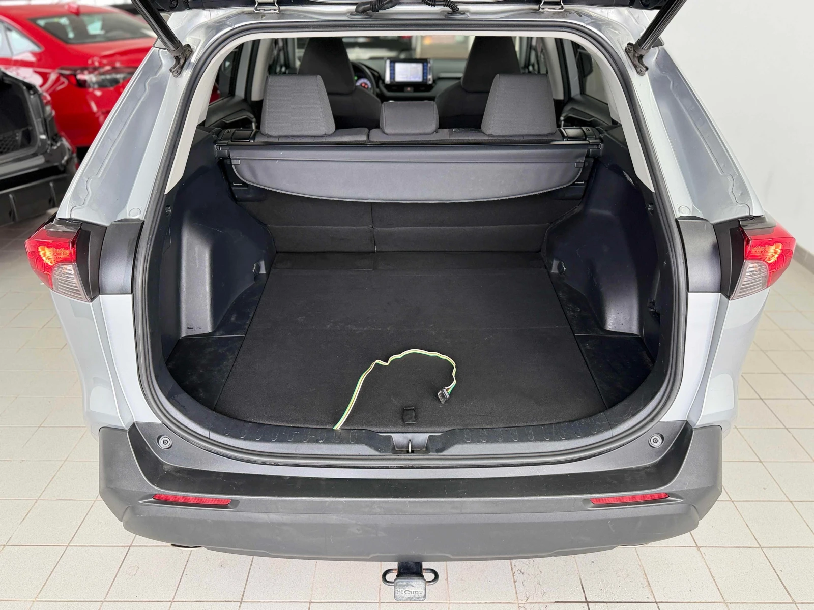 Toyota Rav4 * XLE AWD * CARFAX * ОПЦИЯ ЗА ФИНАНСИРАНЕ, снимка 12 - Автомобили и джипове - 55983911