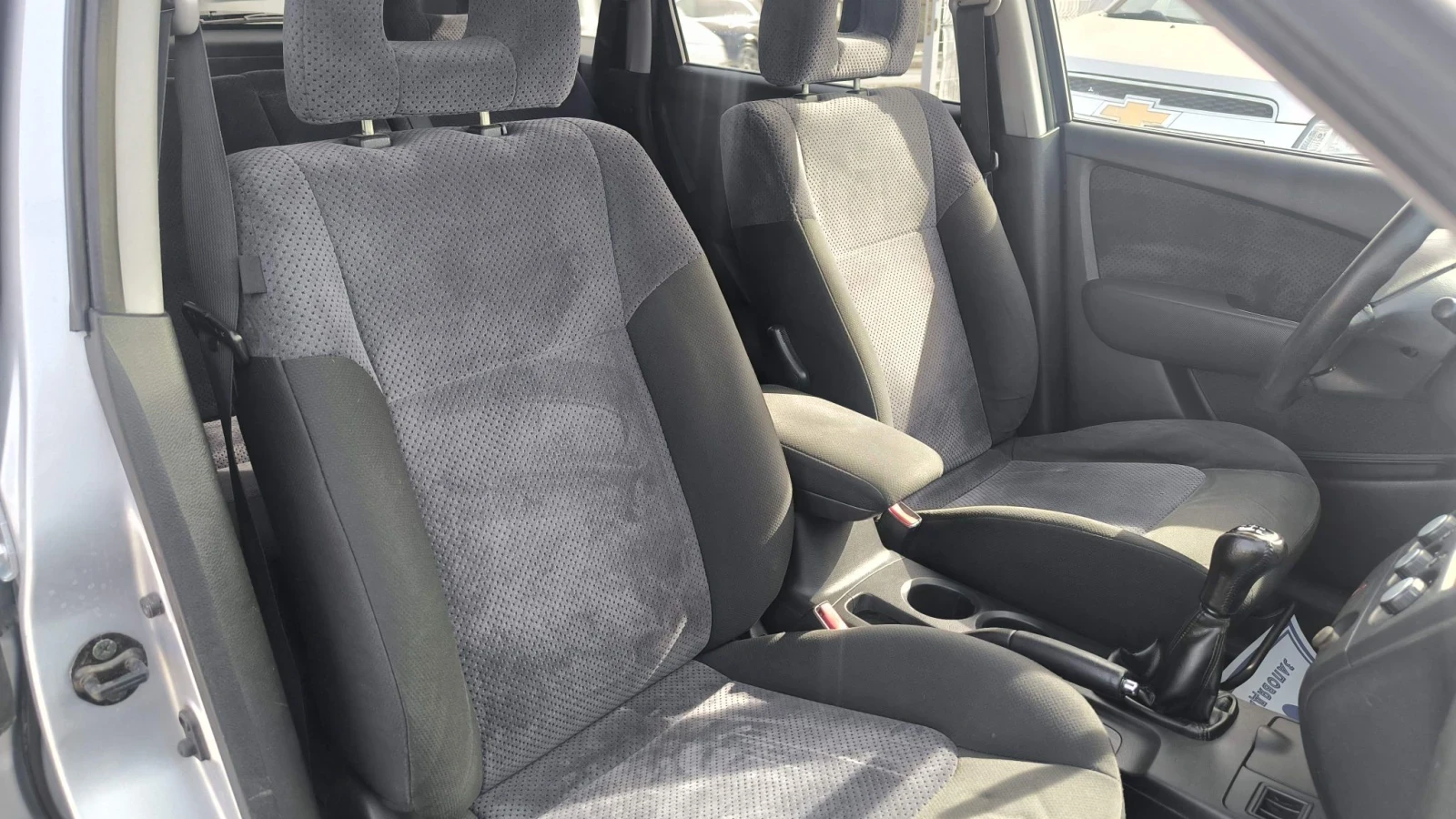 Mitsubishi Outlander 2.4i, снимка 8 - Автомобили и джипове - 56429076